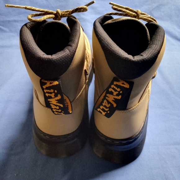 Dr. Martens Boury Pale Olive - Mens Size 12 main image 5